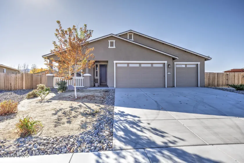 119 Alamosa, Dayton, Nevada 89403, 3 Bedrooms Bedrooms, ,2 BathroomsBathrooms,Residential,Residential,Alamosa,250057720