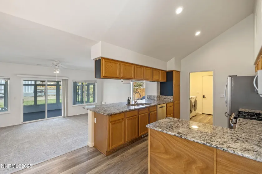 205 Stags Leap, Sparks, Nevada 89441, 3 Bedrooms Bedrooms, ,3 BathroomsBathrooms,Residential,Residential,Stags Leap,250057721