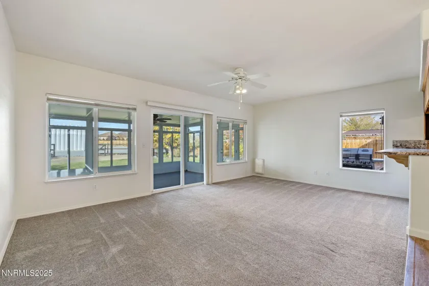 205 Stags Leap, Sparks, Nevada 89441, 3 Bedrooms Bedrooms, ,3 BathroomsBathrooms,Residential,Residential,Stags Leap,250057721