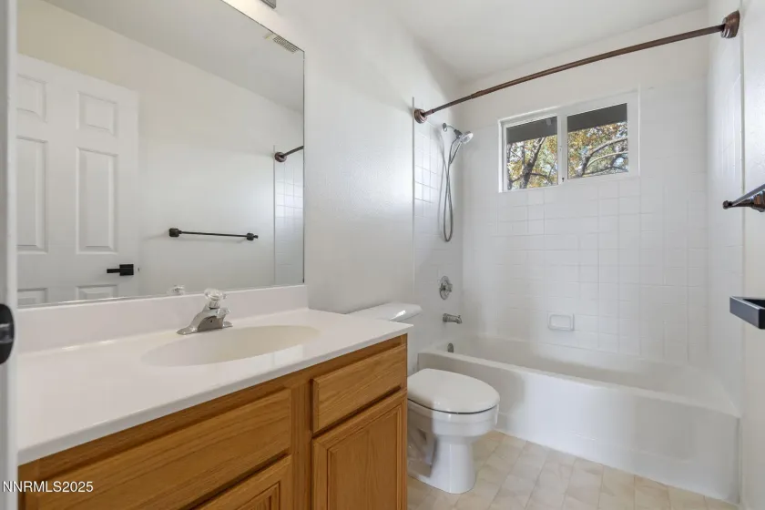 205 Stags Leap, Sparks, Nevada 89441, 3 Bedrooms Bedrooms, ,3 BathroomsBathrooms,Residential,Residential,Stags Leap,250057721