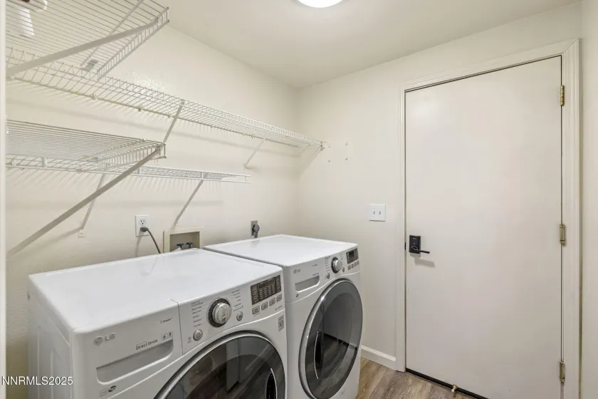 205 Stags Leap, Sparks, Nevada 89441, 3 Bedrooms Bedrooms, ,3 BathroomsBathrooms,Residential,Residential,Stags Leap,250057721