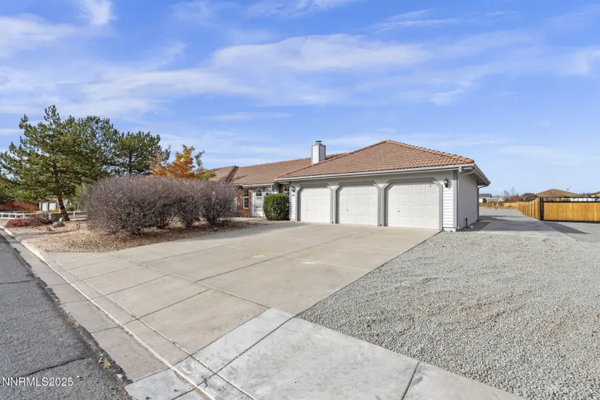 205 Stags Leap, Sparks, Nevada 89441, 3 Bedrooms Bedrooms, ,3 BathroomsBathrooms,Residential,Residential,Stags Leap,250057721