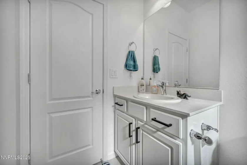 307 Granite, Dayton, Nevada 89403, 3 Bedrooms Bedrooms, ,2 BathroomsBathrooms,Residential,Residential,Granite,250057722