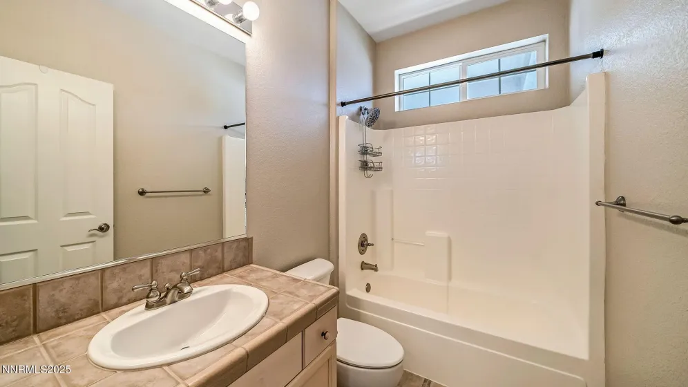 5575 Junction Peak, Sparks, Nevada 89436, 3 Bedrooms Bedrooms, ,2 BathroomsBathrooms,Residential,Residential,Junction Peak,250057726