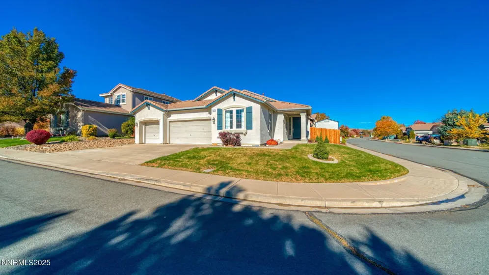 5575 Junction Peak, Sparks, Nevada 89436, 3 Bedrooms Bedrooms, ,2 BathroomsBathrooms,Residential,Residential,Junction Peak,250057726