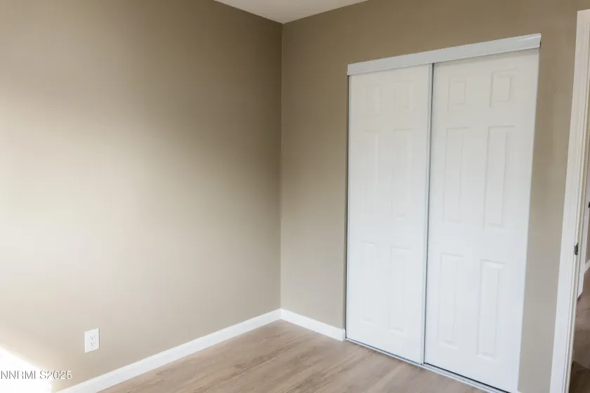 3245 Elaine, Sparks, Nevada 89431, 4 Bedrooms Bedrooms, ,2 BathroomsBathrooms,Residential,Residential,Elaine,250057729