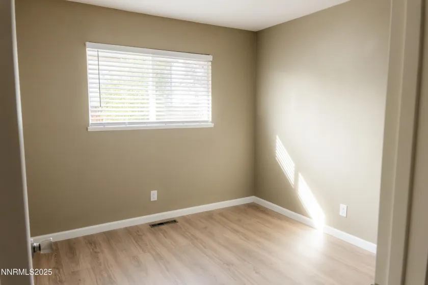 3245 Elaine, Sparks, Nevada 89431, 4 Bedrooms Bedrooms, ,2 BathroomsBathrooms,Residential,Residential,Elaine,250057729