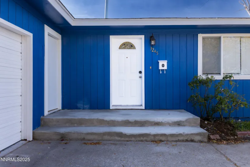 3245 Elaine, Sparks, Nevada 89431, 4 Bedrooms Bedrooms, ,2 BathroomsBathrooms,Residential,Residential,Elaine,250057729