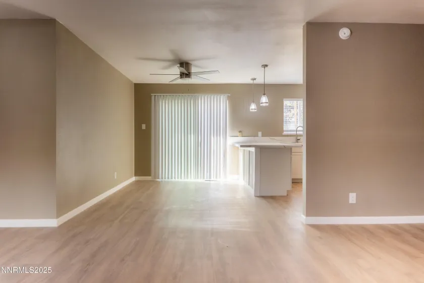 3245 Elaine, Sparks, Nevada 89431, 4 Bedrooms Bedrooms, ,2 BathroomsBathrooms,Residential,Residential,Elaine,250057729