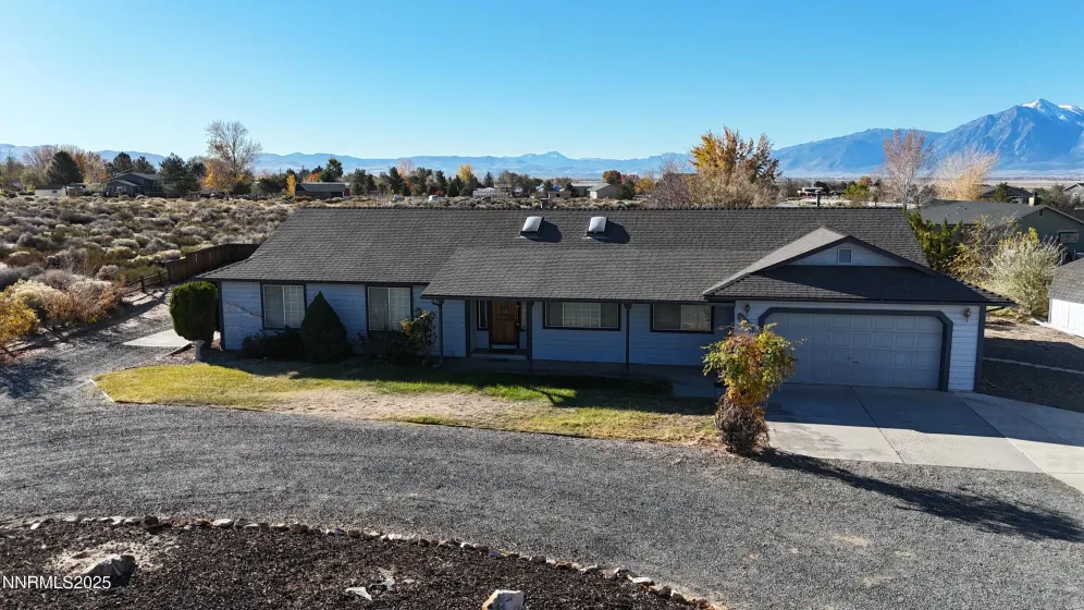 1611 Johnson, Minden, Nevada 89423, 3 Bedrooms Bedrooms, ,3 BathroomsBathrooms,Residential,Residential,Johnson,250057731