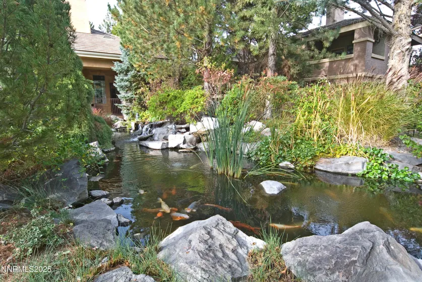 900 Meadows, Reno, Nevada 89521, 2 Bedrooms Bedrooms, ,2 BathroomsBathrooms,Residential,Residential,Meadows,250057732