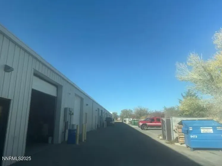 880 Cottonwood, Fernley, Nevada 89408, ,Commercial Sale,Residential,Cottonwood,250057734