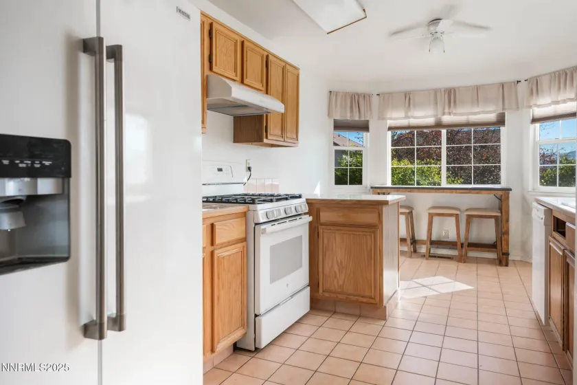 6667 Dorchester, Sparks, Nevada 89436, 3 Bedrooms Bedrooms, ,2 BathroomsBathrooms,Residential,Residential,Dorchester,250057735