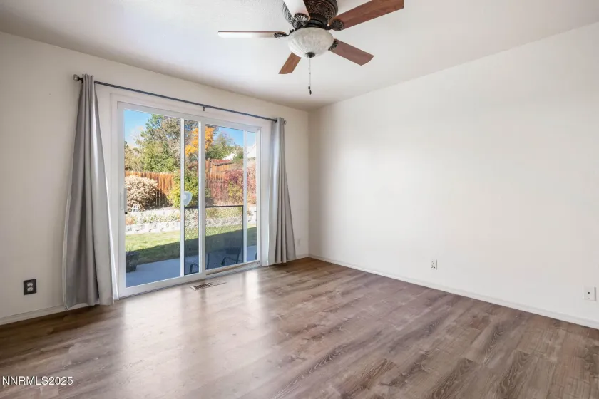 6667 Dorchester, Sparks, Nevada 89436, 3 Bedrooms Bedrooms, ,2 BathroomsBathrooms,Residential,Residential,Dorchester,250057735