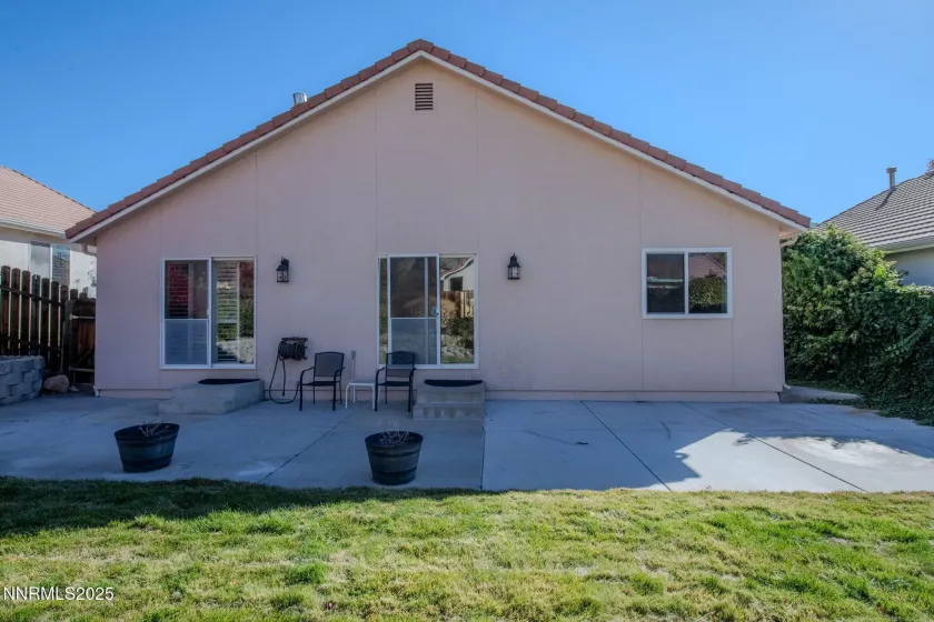 6667 Dorchester, Sparks, Nevada 89436, 3 Bedrooms Bedrooms, ,2 BathroomsBathrooms,Residential,Residential,Dorchester,250057735