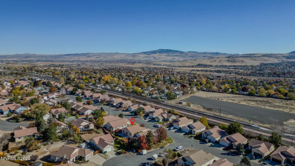 6667 Dorchester, Sparks, Nevada 89436, 3 Bedrooms Bedrooms, ,2 BathroomsBathrooms,Residential,Residential,Dorchester,250057735