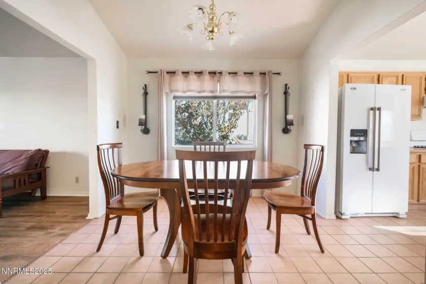 6667 Dorchester, Sparks, Nevada 89436, 3 Bedrooms Bedrooms, ,2 BathroomsBathrooms,Residential,Residential,Dorchester,250057735