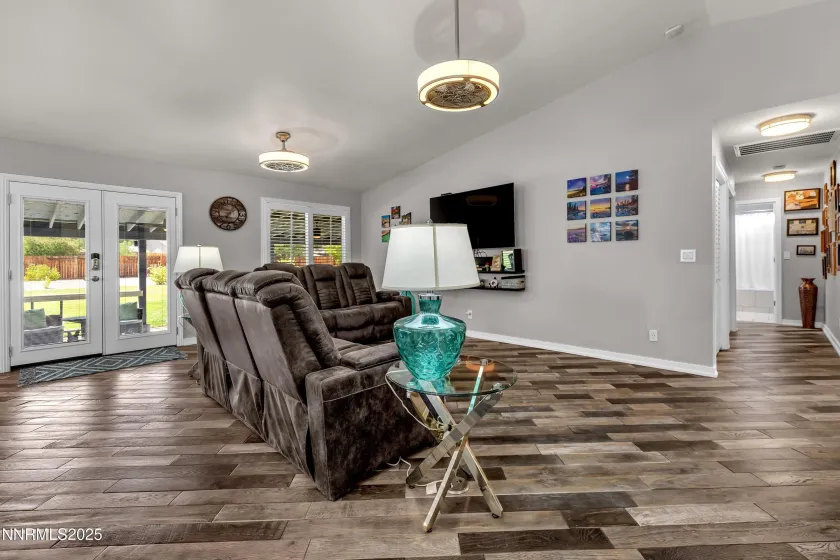 155 Veronica, Spanish Springs, Nevada 89436, 3 Bedrooms Bedrooms, ,3 BathroomsBathrooms,Residential,Residential,Veronica,250055417