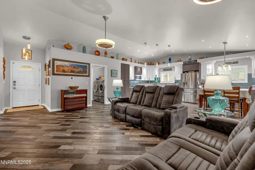 155 Veronica, Spanish Springs, Nevada 89436, 3 Bedrooms Bedrooms, ,3 BathroomsBathrooms,Residential,Residential,Veronica,250055417