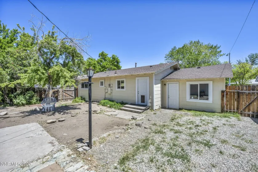 218 Albany, Carson City, Nevada 89703, 2 Bedrooms Bedrooms, ,1 BathroomBathrooms,Residential,Residential,Albany,250050160