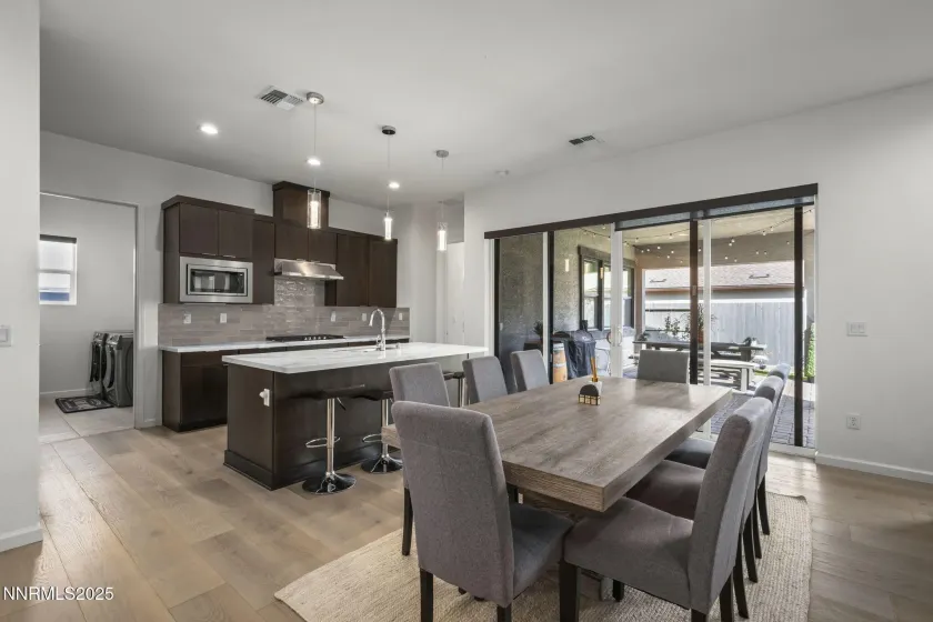 12514 Woods Clover, Reno, Nevada 89521, 2 Bedrooms Bedrooms, ,2 BathroomsBathrooms,Residential,Residential,Woods Clover,250057738