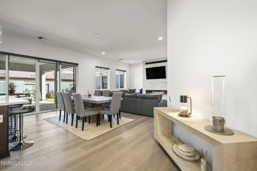 12514 Woods Clover, Reno, Nevada 89521, 2 Bedrooms Bedrooms, ,2 BathroomsBathrooms,Residential,Residential,Woods Clover,250057738