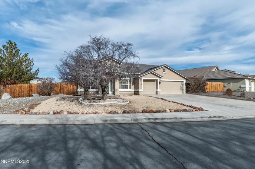 1600 Picetti, Fernley, Nevada 89408, 3 Bedrooms Bedrooms, ,2 BathroomsBathrooms,Residential,Residential,Picetti,250057741