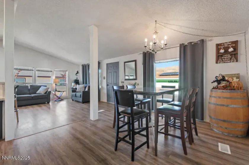 50 Cour De La Celedon, Sparks, Nevada 89434, 3 Bedrooms Bedrooms, ,2 BathroomsBathrooms,Residential,Residential,Cour De La Celedon,250057752