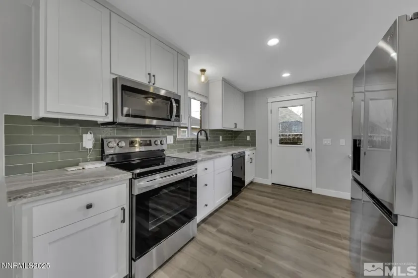 410 Reno, Reno, Nevada 89509, 2 Bedrooms Bedrooms, ,2 BathroomsBathrooms,Residential,Residential,Reno,250054077