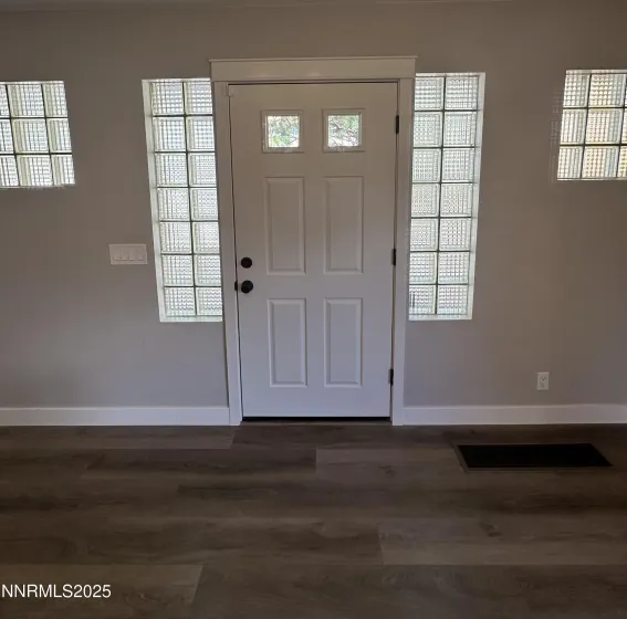 410 Reno, Reno, Nevada 89509, 2 Bedrooms Bedrooms, ,2 BathroomsBathrooms,Residential,Residential,Reno,250054077