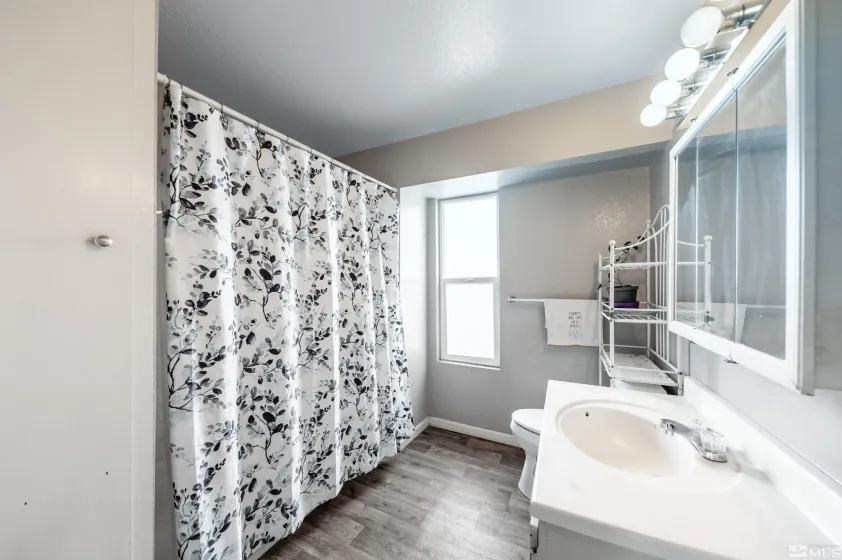 3951 Clear Acre, Reno, Nevada 89512, 1 Bedroom Bedrooms, ,1 BathroomBathrooms,Residential,Residential,Clear Acre,250005498