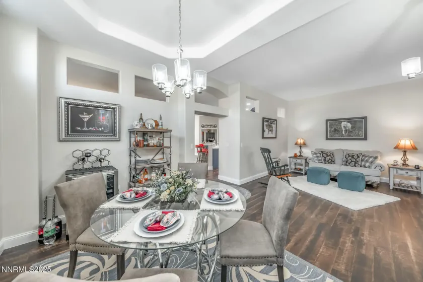 1390 Fox Glen, Reno, Nevada 89511, 3 Bedrooms Bedrooms, ,2 BathroomsBathrooms,Residential,Residential,Fox Glen,250057765