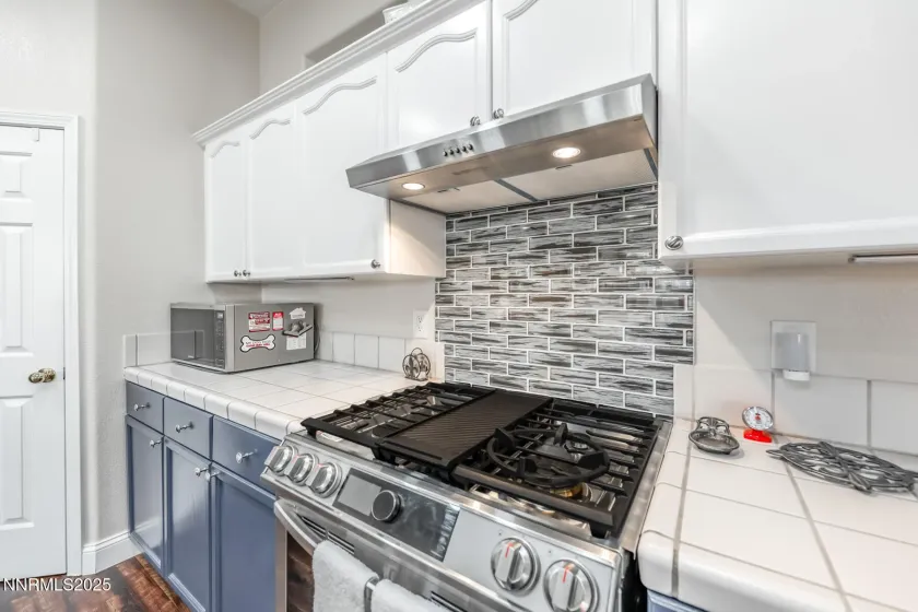 1390 Fox Glen, Reno, Nevada 89511, 3 Bedrooms Bedrooms, ,2 BathroomsBathrooms,Residential,Residential,Fox Glen,250057765