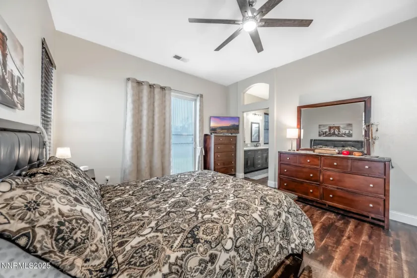 1390 Fox Glen, Reno, Nevada 89511, 3 Bedrooms Bedrooms, ,2 BathroomsBathrooms,Residential,Residential,Fox Glen,250057765