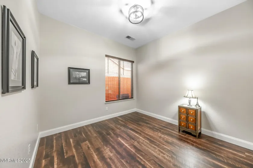 1390 Fox Glen, Reno, Nevada 89511, 3 Bedrooms Bedrooms, ,2 BathroomsBathrooms,Residential,Residential,Fox Glen,250057765