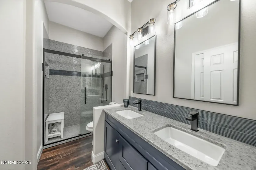 1390 Fox Glen, Reno, Nevada 89511, 3 Bedrooms Bedrooms, ,2 BathroomsBathrooms,Residential,Residential,Fox Glen,250057765