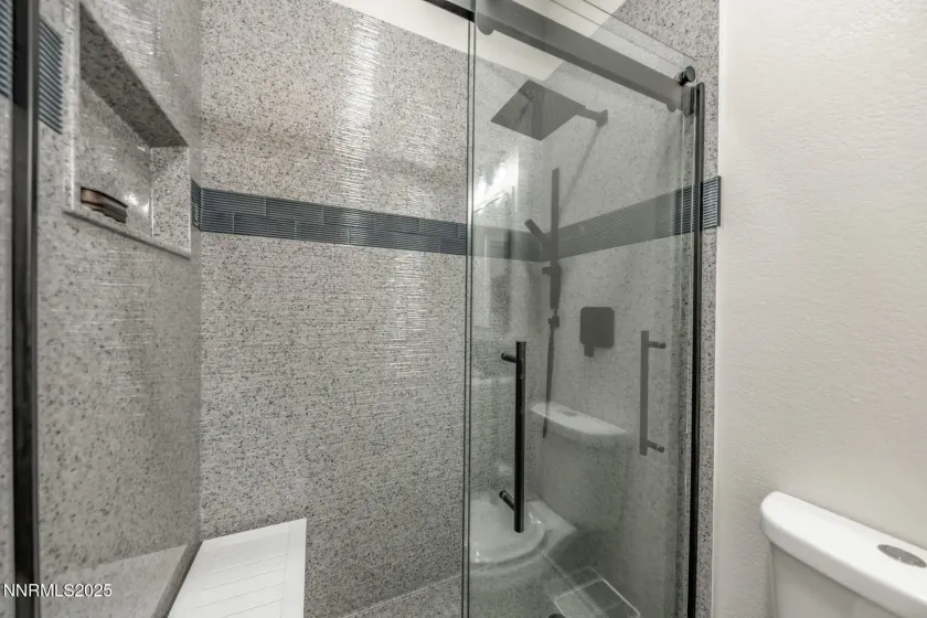 1390 Fox Glen, Reno, Nevada 89511, 3 Bedrooms Bedrooms, ,2 BathroomsBathrooms,Residential,Residential,Fox Glen,250057765