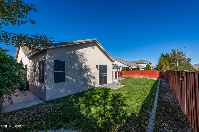 1390 Fox Glen, Reno, Nevada 89511, 3 Bedrooms Bedrooms, ,2 BathroomsBathrooms,Residential,Residential,Fox Glen,250057765