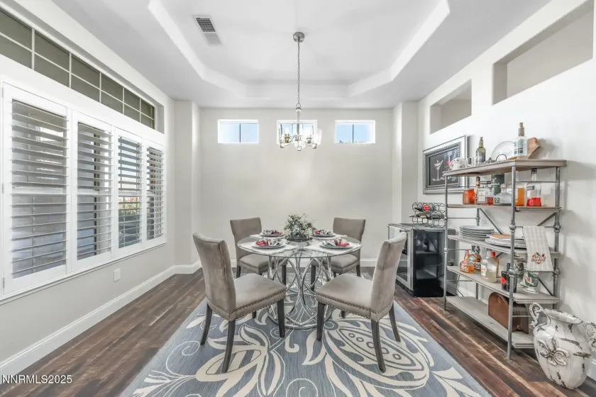 1390 Fox Glen, Reno, Nevada 89511, 3 Bedrooms Bedrooms, ,2 BathroomsBathrooms,Residential,Residential,Fox Glen,250057765