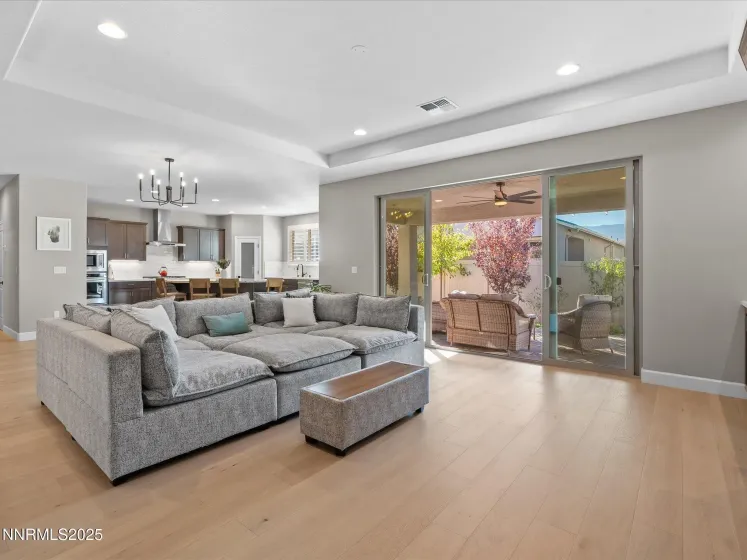 11167 Grazing Cattle, Reno, Nevada 89521, 3 Bedrooms Bedrooms, ,4 BathroomsBathrooms,Residential,Residential,Grazing Cattle,250057768