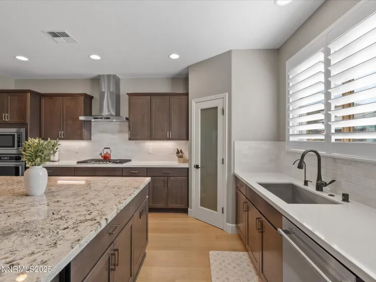 11167 Grazing Cattle, Reno, Nevada 89521, 3 Bedrooms Bedrooms, ,4 BathroomsBathrooms,Residential,Residential,Grazing Cattle,250057768