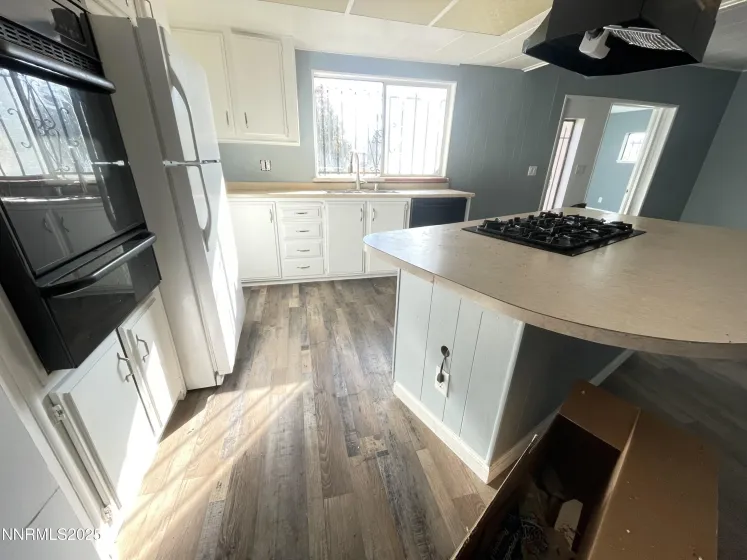 4738 Leonesio, Sun Valley, Nevada 89433, 3 Bedrooms Bedrooms, ,3 BathroomsBathrooms,Residential,Residential,Leonesio,250057769