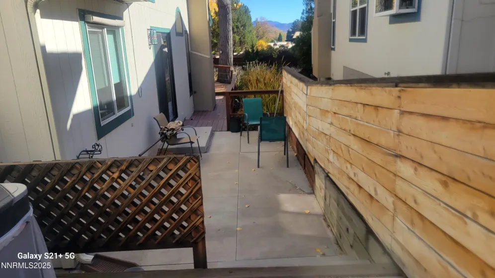 1081 Thompson, Carson City, Nevada 89703, 2 Bedrooms Bedrooms, ,2 BathroomsBathrooms,Residential,Residential,Thompson,250057770