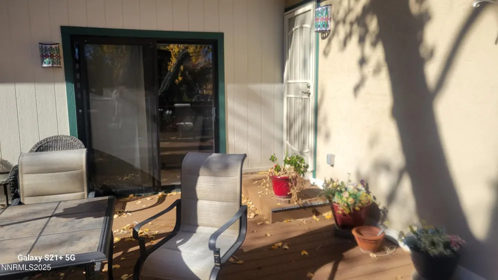 1081 Thompson, Carson City, Nevada 89703, 2 Bedrooms Bedrooms, ,2 BathroomsBathrooms,Residential,Residential,Thompson,250057770