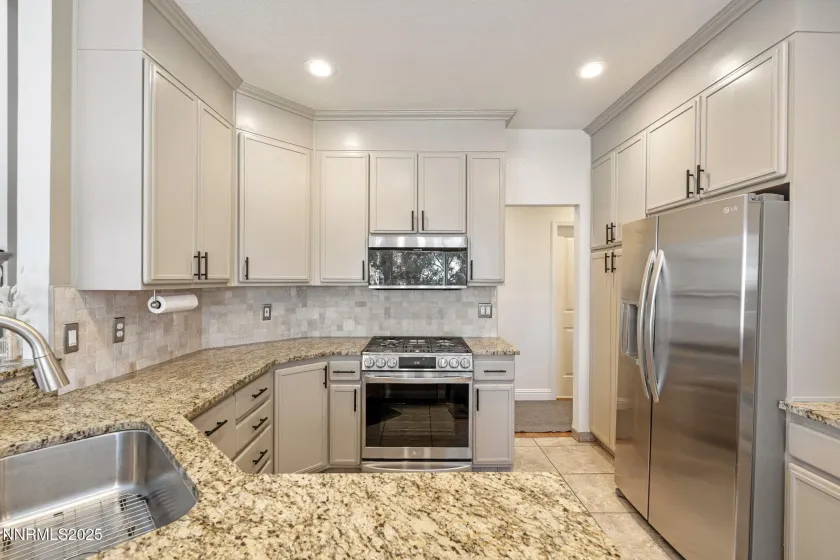 4720 Ellicott, Reno, Nevada 89519, 5 Bedrooms Bedrooms, ,3 BathroomsBathrooms,Residential,Residential,Ellicott,250057774