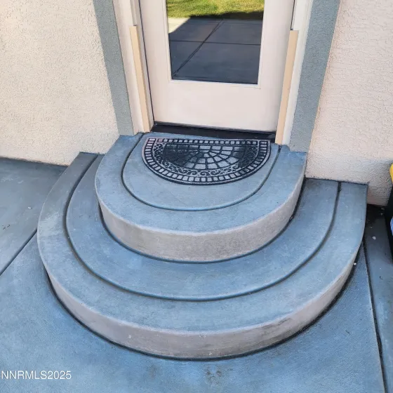 18697 Ginny Crk, Reno, Nevada 89508, 3 Bedrooms Bedrooms, ,2 BathroomsBathrooms,Residential,Residential,Ginny Crk,250057775