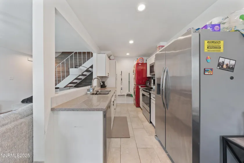 684 Oakwood, Sparks, Nevada 89431, 2 Bedrooms Bedrooms, ,1 BathroomBathrooms,Residential,Residential,Oakwood,250055350