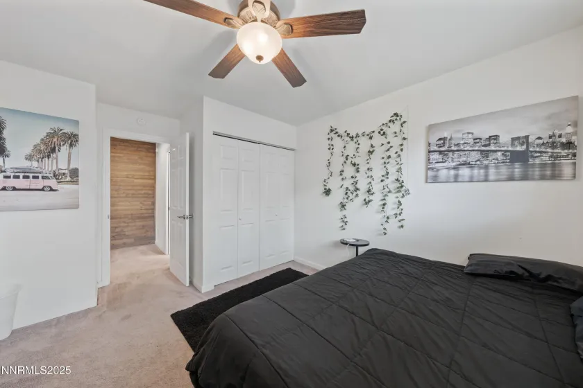 684 Oakwood, Sparks, Nevada 89431, 2 Bedrooms Bedrooms, ,1 BathroomBathrooms,Residential,Residential,Oakwood,250055350