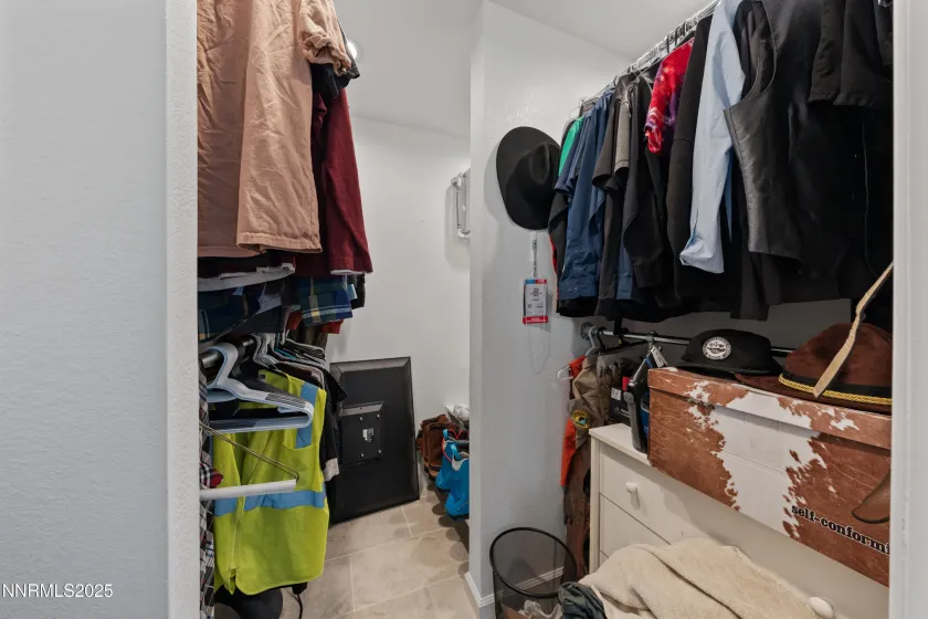 684 Oakwood, Sparks, Nevada 89431, 2 Bedrooms Bedrooms, ,1 BathroomBathrooms,Residential,Residential,Oakwood,250055350