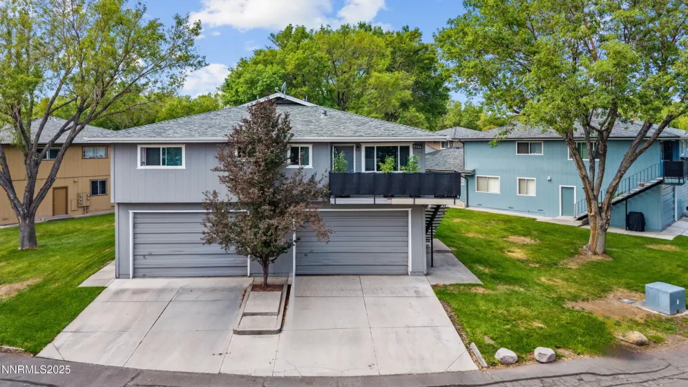 684 Oakwood, Sparks, Nevada 89431, 2 Bedrooms Bedrooms, ,1 BathroomBathrooms,Residential,Residential,Oakwood,250055350